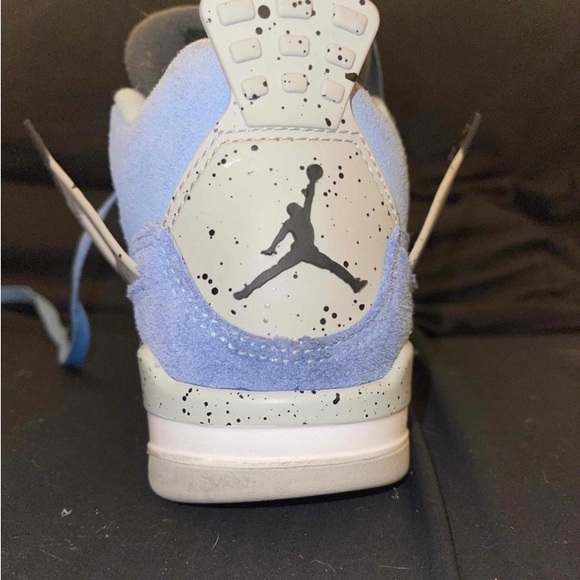Air Jordan 4 - Picture 4 of 5